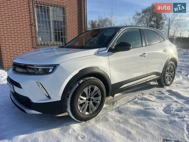 Белый Опель Mokka, объемом двигателя 1.2 л и пробегом 98 тыс. км за 16100 $, фото 1 на Automoto.ua