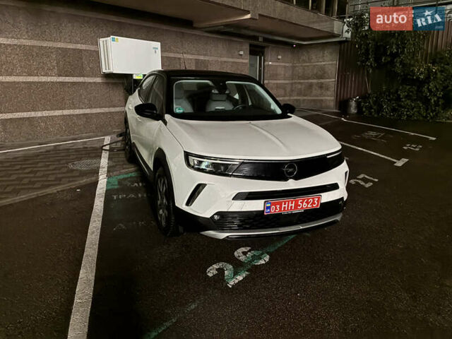 Білий Опель Mokka-e, об'ємом двигуна 0 л та пробігом 16 тис. км за 17900 $, фото 1 на Automoto.ua