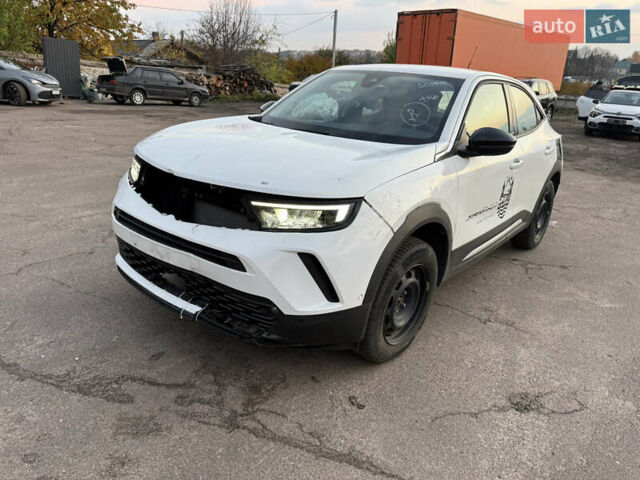 Білий Опель Mokka-e, об'ємом двигуна 0 л та пробігом 17 тис. км за 13600 $, фото 1 на Automoto.ua