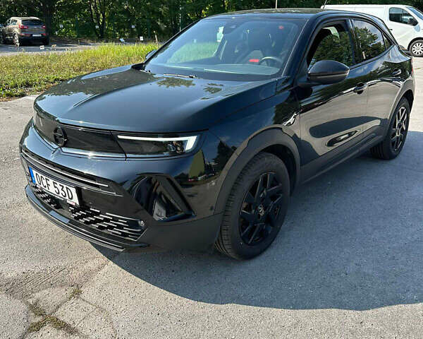 Черный Опель Mokka-e, объемом двигателя 0 л и пробегом 73 тыс. км за 16888 $, фото 1 на Automoto.ua