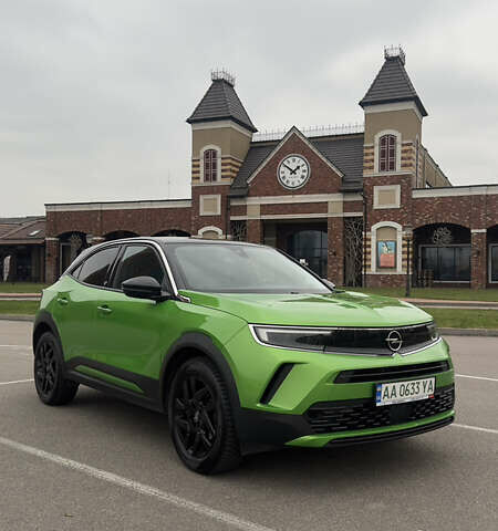 Зеленый Опель Mokka, объемом двигателя 0 л и пробегом 130 тыс. км за 15300 $, фото 1 на Automoto.ua