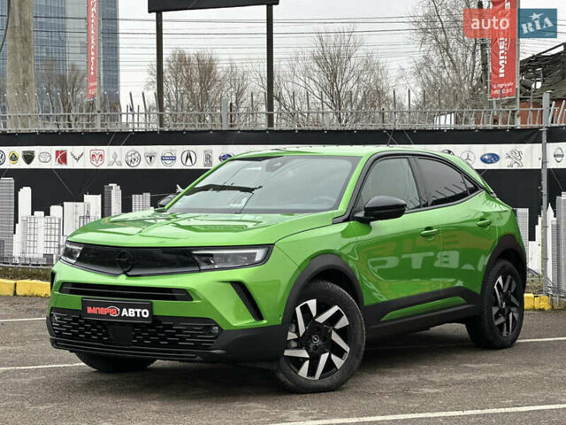 Зеленый Опель Mokka, объемом двигателя 0 л и пробегом 16 тыс. км за 18900 $, фото 1 на Automoto.ua