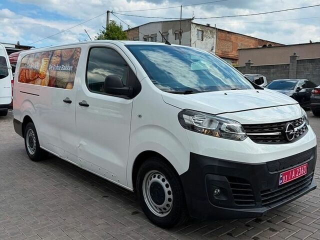 Білий Опель Vivaro-e, об'ємом двигуна 0 л та пробігом 84 тис. км за 17999 $, фото 1 на Automoto.ua