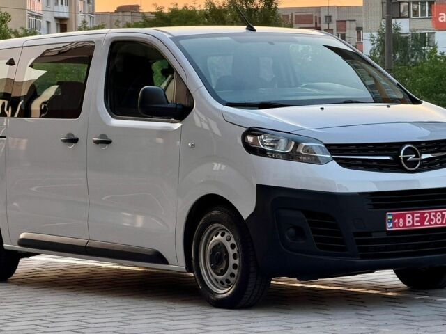 Белый Опель Vivaro-e, объемом двигателя 0 л и пробегом 19 тыс. км за 25700 $, фото 1 на Automoto.ua