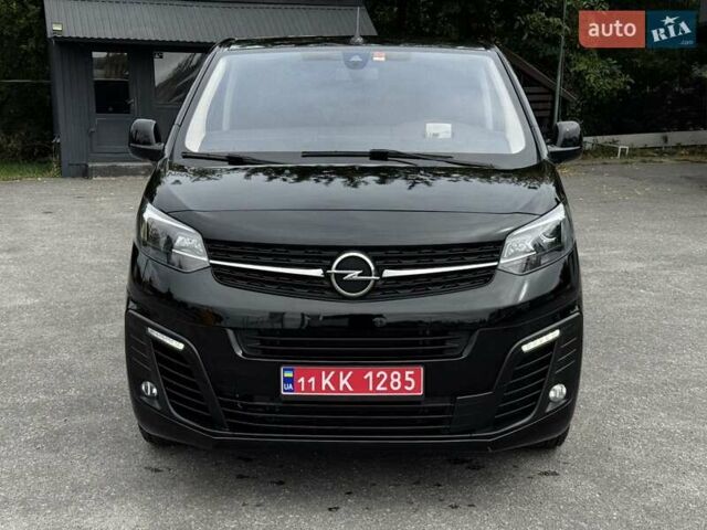 Черный Опель Vivaro-e, объемом двигателя 0 л и пробегом 32 тыс. км за 31500 $, фото 1 на Automoto.ua
