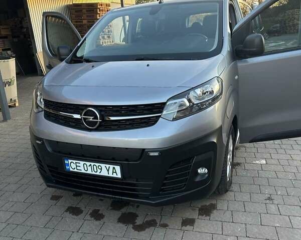 Серый Опель Vivaro-e, объемом двигателя 0 л и пробегом 13 тыс. км за 34000 $, фото 1 на Automoto.ua