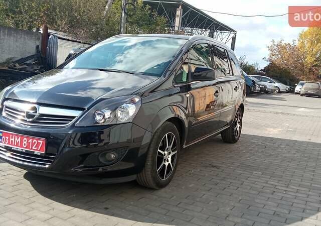 Опель Zafira Tourer 2011 в Луцке на Automoto.ua Черный Опель Zafira Tourer, объемом двигателя 0 л и пробегом 167 тыс. км за 7300 $, фото 1 на Automoto.ua