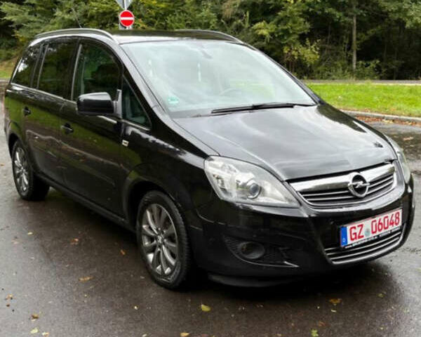 Опель Zafira Tourer 2011 в Ровно на Automoto.ua Черный Опель Zafira Tourer, объемом двигателя 1.8 л и пробегом 192 тыс. км за 6950 $, фото 1 на Automoto.ua