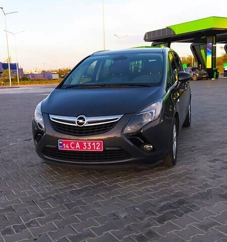 Коричневый Опель Zafira Tourer, объемом двигателя 1.6 л и пробегом 242 тыс. км за 9500 $, фото 1 на Automoto.ua