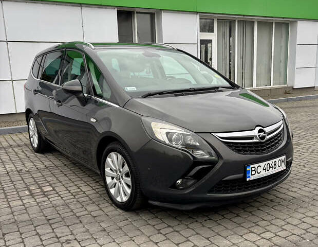 Коричневый Опель Zafira Tourer, объемом двигателя 1.6 л и пробегом 280 тыс. км за 9900 $, фото 1 на Automoto.ua