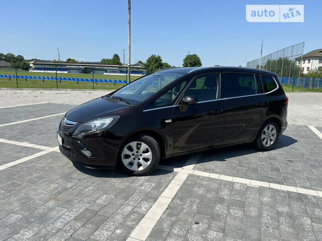 Опель Zafira Tourer, об'ємом двигуна 1.6 л та пробігом 208 тис. км за 9500 $, фото 1 на Automoto.ua