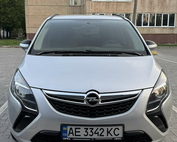 Опель Zafira Tourer, об'ємом двигуна 2 л та пробігом 160 тис. км за 10700 $, фото 1 на Automoto.ua