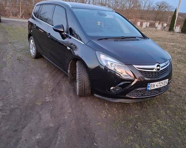 Опель Zafira Tourer, объемом двигателя 1.6 л и пробегом 199 тыс. км за 9800 $, фото 1 на Automoto.ua
