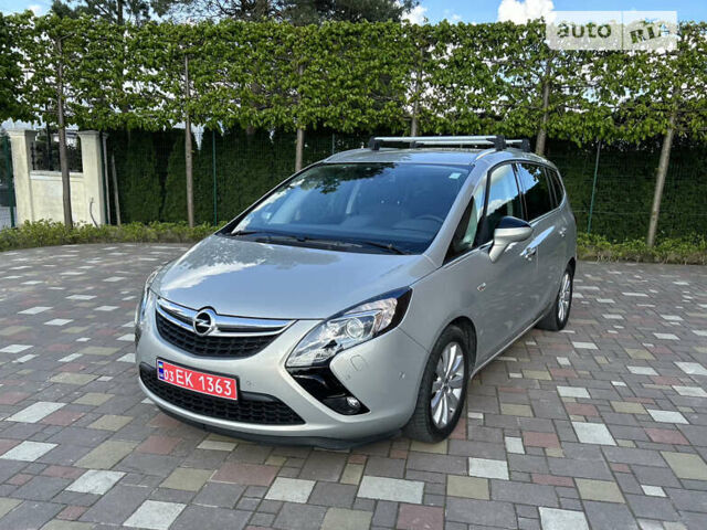 Сірий Опель Zafira Tourer, об'ємом двигуна 0 л та пробігом 180 тис. км за 10800 $, фото 1 на Automoto.ua