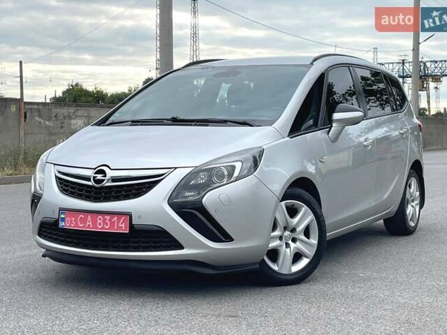 Опель Zafira Tourer 2014 у Дніпро (Дніпропетровську) на Automoto.ua Сірий Опель Zafira Tourer, об'ємом двигуна 2 л та пробігом 180 тис. км за 9300 $, фото 1 на Automoto.ua