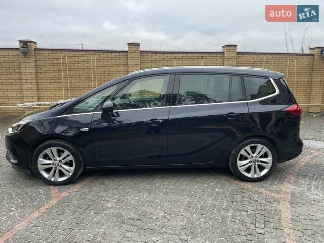 Синий Опель Zafira Tourer, объемом двигателя 1.6 л и пробегом 176 тыс. км за 13099 $, фото 1 на Automoto.ua