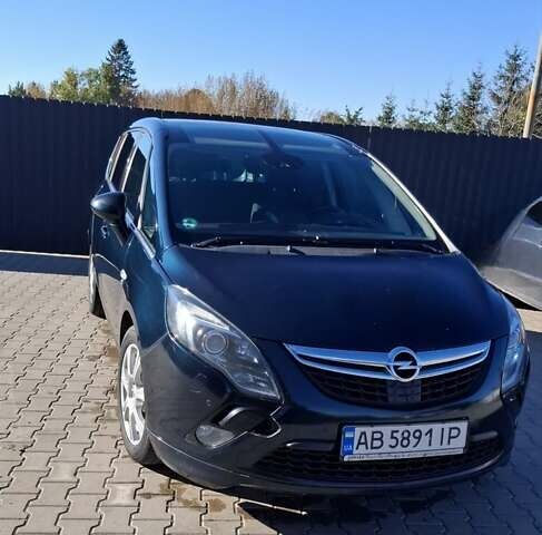 Опель Zafira Tourer 2014 в Тернополе на Automoto.ua Зеленый Опель Zafira Tourer, объемом двигателя 1.6 л и пробегом 245 тыс. км за 10500 $, фото 1 на Automoto.ua