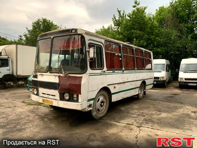 Белый ПАЗ 3205, объемом двигателя 3.8 л и пробегом 0 тыс. км за 5500 $, фото 1 на Automoto.ua