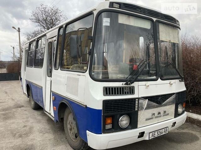 Білий ПАЗ 32051, об'ємом двигуна 4.7 л та пробігом 48 тис. км за 5500 $, фото 1 на Automoto.ua