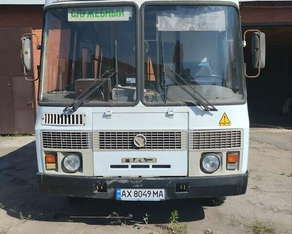 Белый ПАЗ 32054, объемом двигателя 4.67 л и пробегом 68 тыс. км за 2600 $, фото 1 на Automoto.ua