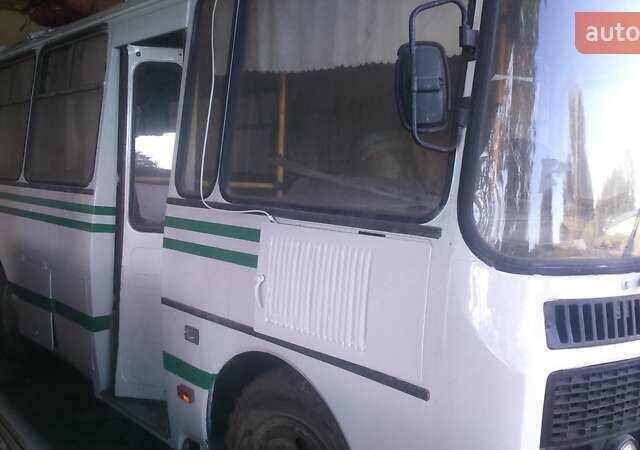 Білий ПАЗ 32054, об'ємом двигуна 4.67 л та пробігом 78 тис. км за 3500 $, фото 1 на Automoto.ua