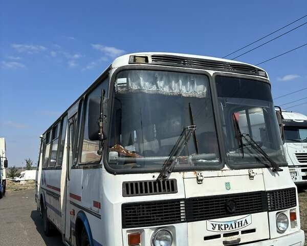 Білий ПАЗ 4234, об'ємом двигуна 5.96 л та пробігом 300 тис. км за 9000 $, фото 1 на Automoto.ua