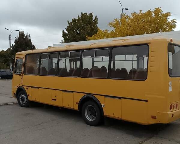 Жовтий ПАЗ 4234, об'ємом двигуна 4.43 л та пробігом 81 тис. км за 19000 $, фото 1 на Automoto.ua