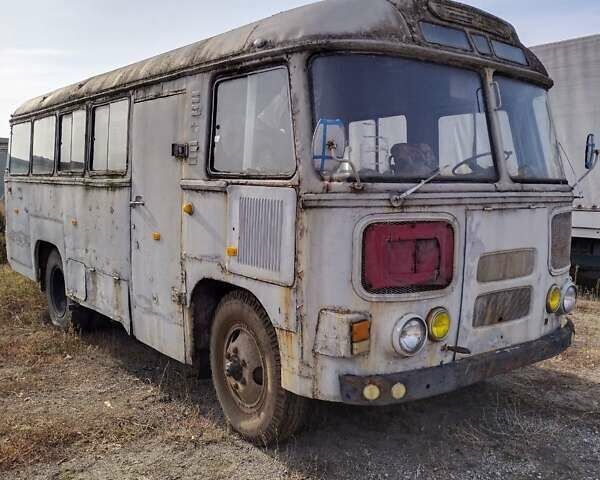 Серый ПАЗ 672М, объемом двигателя 0 л и пробегом 6 тыс. км за 838 $, фото 1 на Automoto.ua