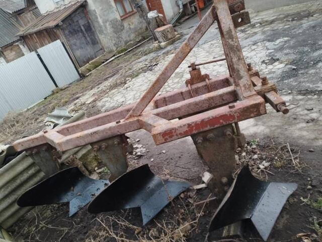 ПЛН 3-35 2010 у Тернополі на Automoto.ua Червоний ПЛН 3-35, об'ємом двигуна 0 л та пробігом 0 тис. км за 879 $, фото 1 на Automoto.ua