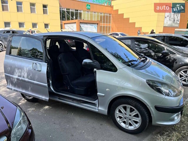 Сірий Пежо 1007, об'ємом двигуна 1.6 л та пробігом 208 тис. км за 4200 $, фото 1 на Automoto.ua