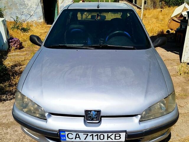 Серый Пежо 106, объемом двигателя 1.4 л и пробегом 0 тыс. км за 2000 $, фото 1 на Automoto.ua