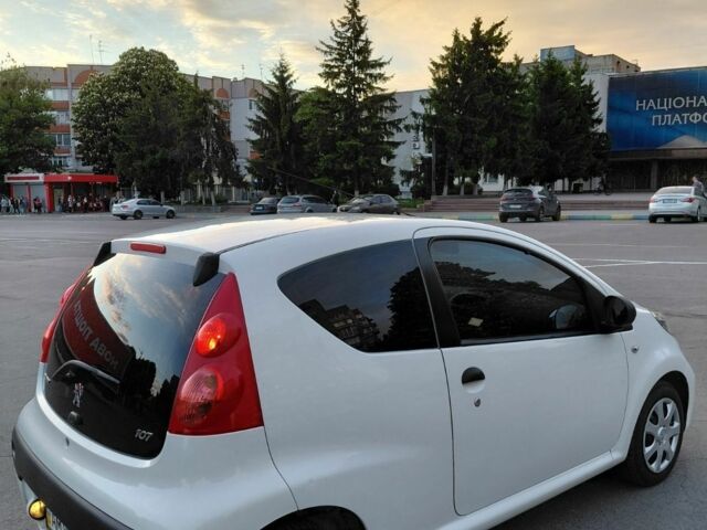 Білий Пежо 107, об'ємом двигуна 0 л та пробігом 110 тис. км за 4702 $, фото 1 на Automoto.ua