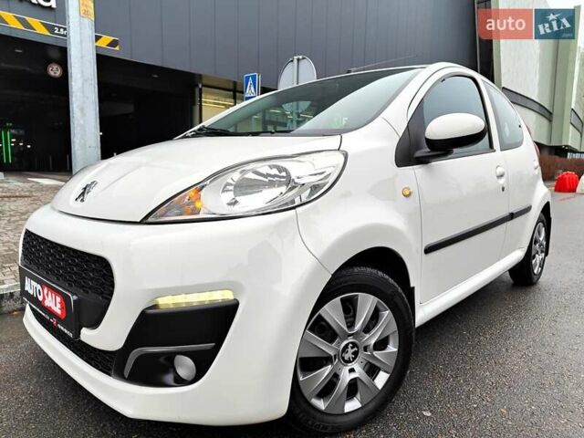 Білий Пежо 107, об'ємом двигуна 1 л та пробігом 117 тис. км за 4990 $, фото 1 на Automoto.ua