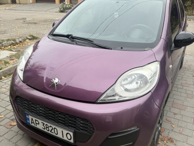 Фиолетовый Пежо 107, объемом двигателя 1 л и пробегом 119 тыс. км за 6300 $, фото 1 на Automoto.ua
