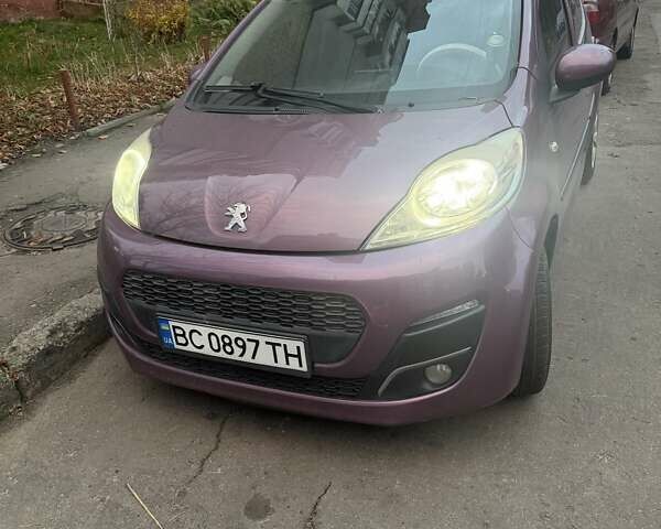 Фиолетовый Пежо 107, объемом двигателя 1 л и пробегом 154 тыс. км за 6200 $, фото 1 на Automoto.ua