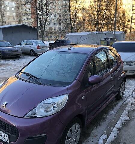 Фіолетовий Пежо 107, об'ємом двигуна 1 л та пробігом 40 тис. км за 7500 $, фото 1 на Automoto.ua