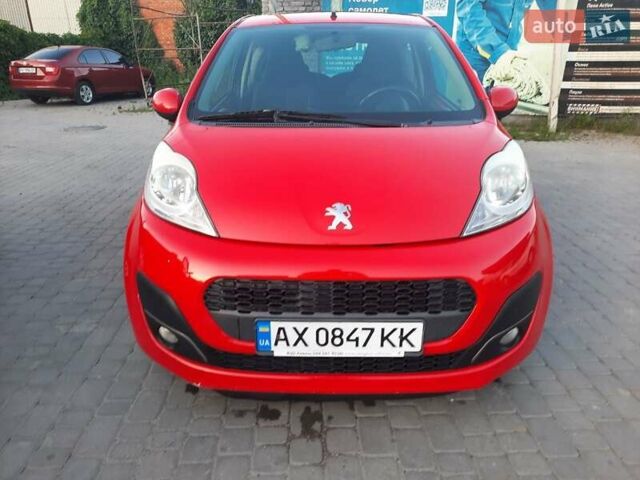 Красный Пежо 107, объемом двигателя 1 л и пробегом 100 тыс. км за 5700 $, фото 1 на Automoto.ua