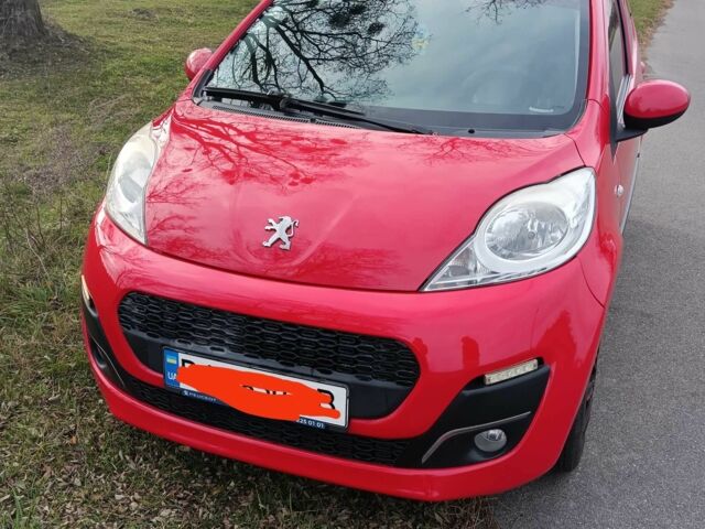 Красный Пежо 107, объемом двигателя 1 л и пробегом 107 тыс. км за 5800 $, фото 1 на Automoto.ua