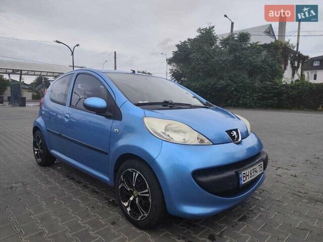 Синий Пежо 107, объемом двигателя 1 л и пробегом 147 тыс. км за 4400 $, фото 1 на Automoto.ua