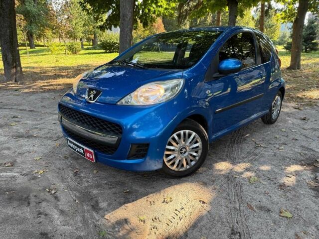 Синий Пежо 107, объемом двигателя 1 л и пробегом 207 тыс. км за 4490 $, фото 1 на Automoto.ua