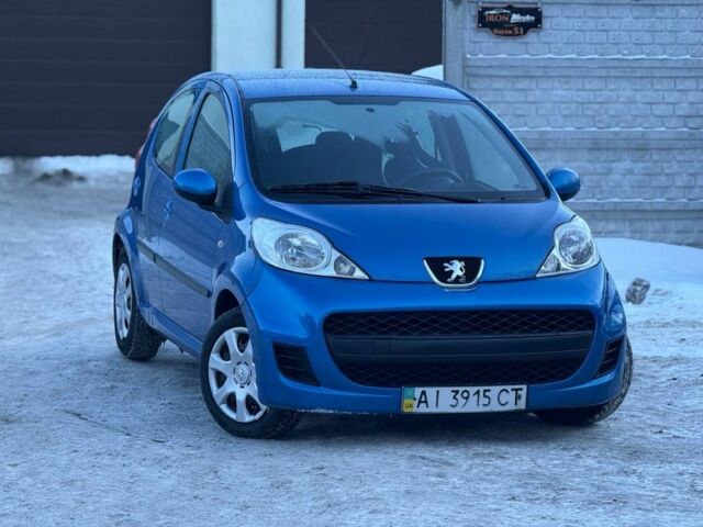 Синий Пежо 107, объемом двигателя 1 л и пробегом 159 тыс. км за 3999 $, фото 1 на Automoto.ua