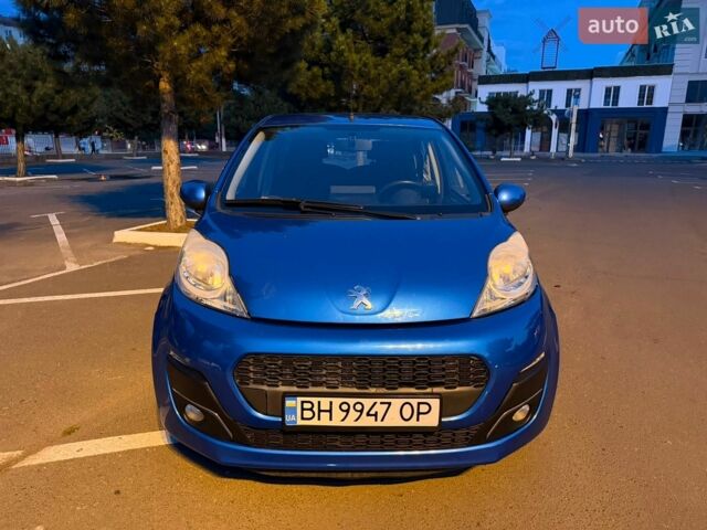 Синий Пежо 107, объемом двигателя 1 л и пробегом 155 тыс. км за 5800 $, фото 1 на Automoto.ua