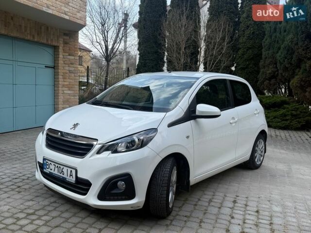 Белый Пежо 108, объемом двигателя 1 л и пробегом 117 тыс. км за 8900 $, фото 1 на Automoto.ua