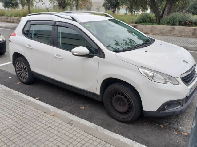 Белый Пежо 2008, объемом двигателя 1.2 л и пробегом 130 тыс. км за 6967 $, фото 1 на Automoto.ua