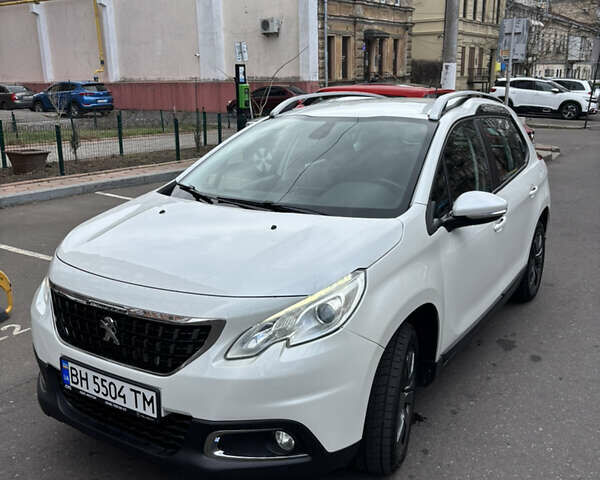 Белый Пежо 2008, объемом двигателя 1.2 л и пробегом 108 тыс. км за 11200 $, фото 1 на Automoto.ua
