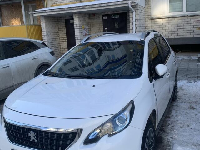 Білий Пежо 2008, об'ємом двигуна 1.2 л та пробігом 168 тис. км за 7600 $, фото 1 на Automoto.ua