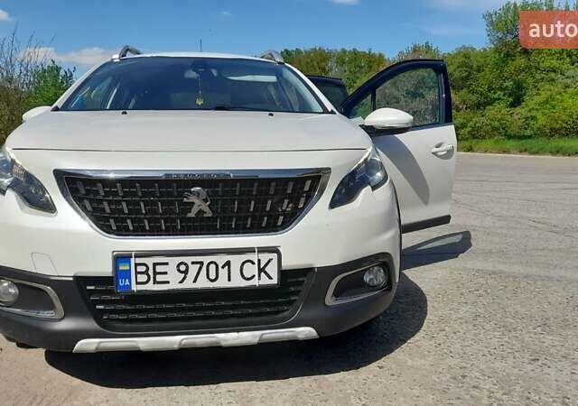 Білий Пежо 2008, об'ємом двигуна 1.2 л та пробігом 98 тис. км за 13000 $, фото 1 на Automoto.ua
