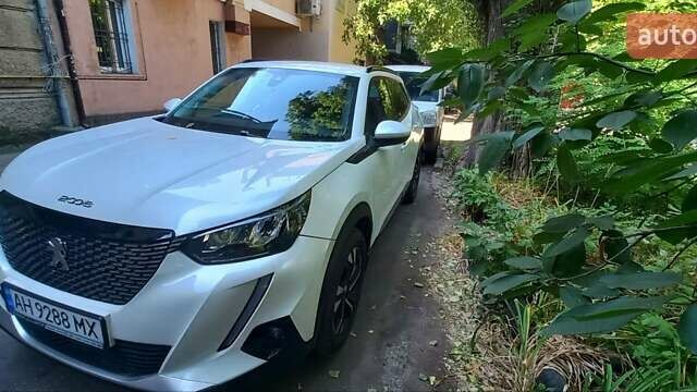 Белый Пежо 2008, объемом двигателя 1.2 л и пробегом 82 тыс. км за 17500 $, фото 1 на Automoto.ua
