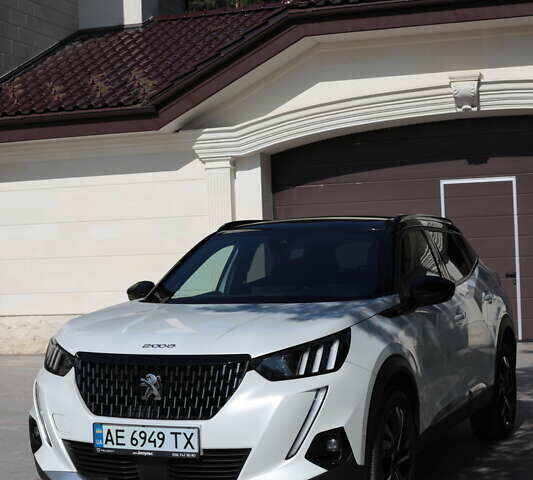 Білий Пежо 2008, об'ємом двигуна 1.2 л та пробігом 42 тис. км за 23500 $, фото 1 на Automoto.ua