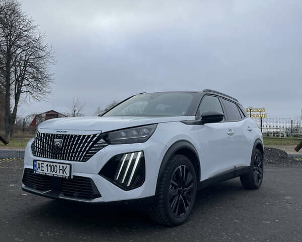 Білий Пежо 2008, об'ємом двигуна 1.5 л та пробігом 4 тис. км за 28500 $, фото 1 на Automoto.ua